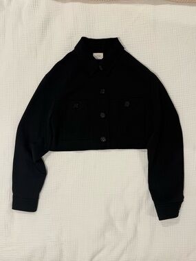 Wilfred - Cropped Jacket in Black